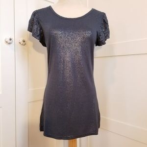 GAP Shimmery t-shirt